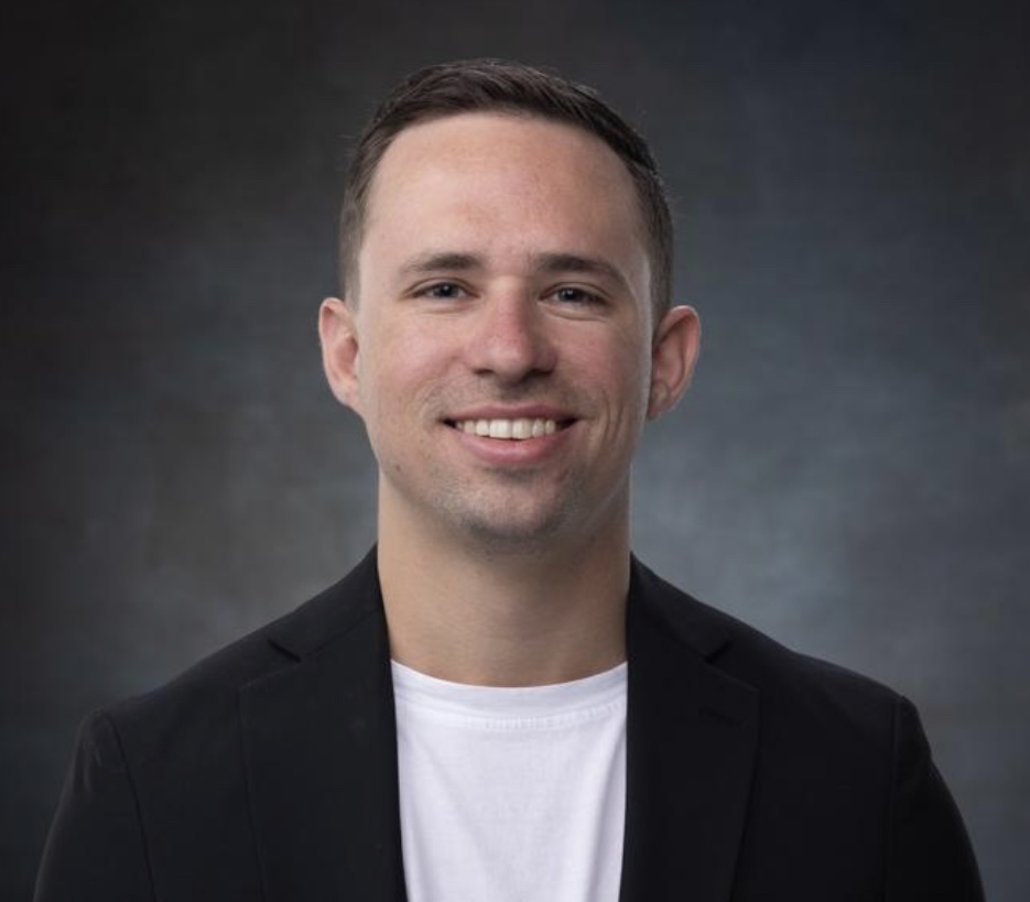 Zac Brown, independent financial advisor
